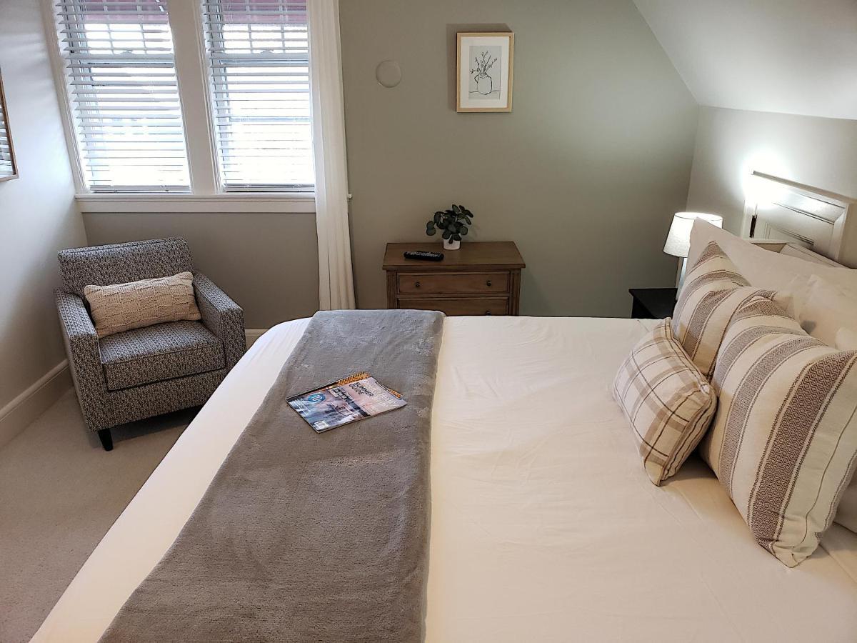 Hearthside Inn بار هاربور المظهر الخارجي الصورة